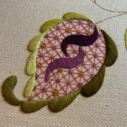 Jacobean crewelwork monthly online class (starts September 2023) - deposit